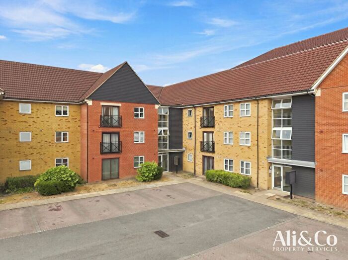 2 Bedroom Apartment For Sale In Trelawney Place, Howard Road Chafford Hundred, Grays, RM16