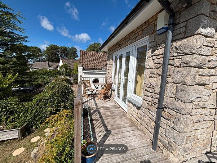 Studio To Rent In Woodbury Close, Christchurch, BH23