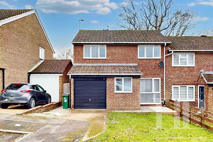 3 Bedroom Semi-Detached House To Rent In Lytton Drive, Crawley, RH10