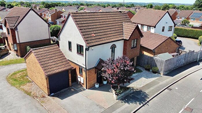 4 Bedroom Detached House For Sale In Granary Road, East Hunsbury, Northampton, NN4