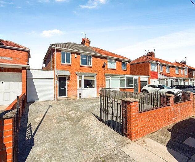 3 Bedroom Semi Detached House For Sale In Blackwell Avenue, Walker, Newcastle Upon Tyne, NE6