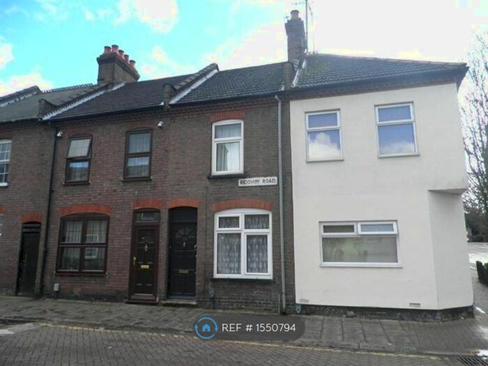 2 Bedroom Terraced House To Rent In Ridgway Road, Luton, LU2