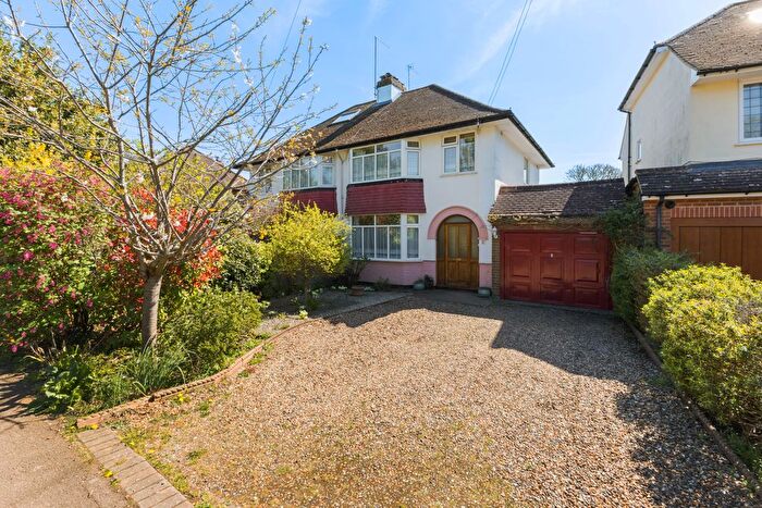 3 Bedroom Detached House For Sale In Blackhorse Lane, Redbourn, AL3