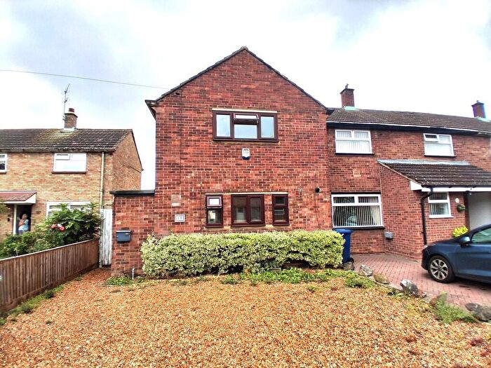 2 Bedroom End Of Terrace House To Rent In Cunningham Close, Cambridge, CB4