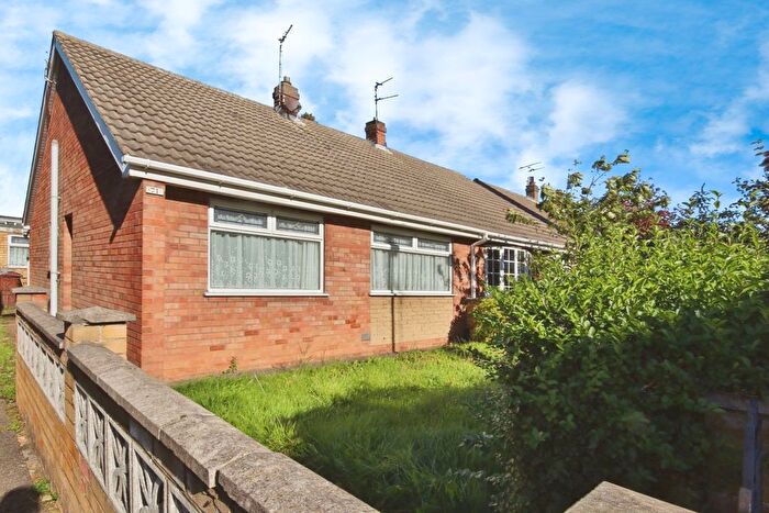 3 Bedroom Semi-Detached Bungalow For Sale In Grizedale, Hull, HU7