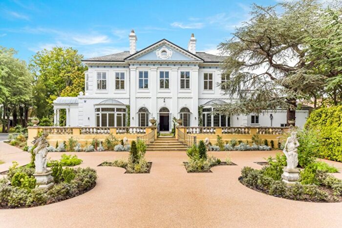 3 Bedroom Flat To Rent In Sydenham Hill London, SE26