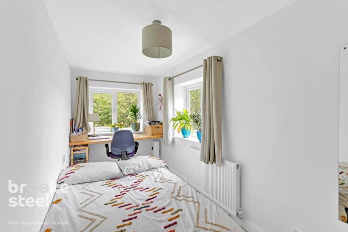 2 Bedroom End Of Terrace House For Sale In Burnley Road, Edenfield, BL0