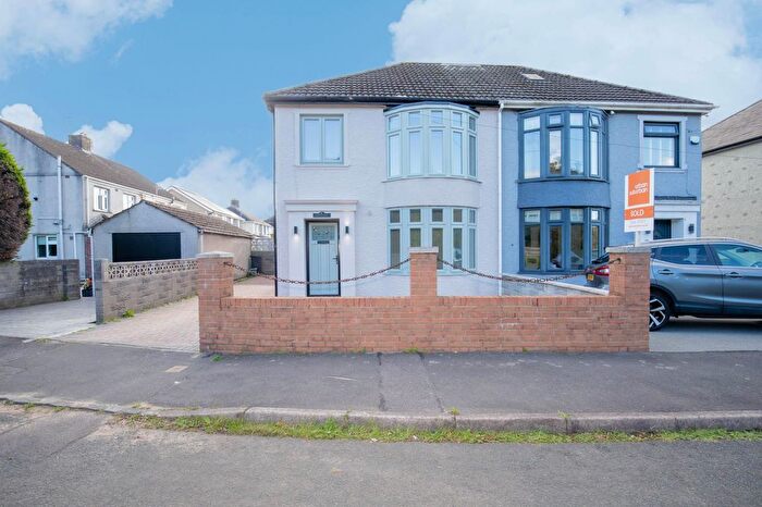 3 Bedroom Semi-Detached House For Sale In Pinewood Terrace, Baglan, SA12