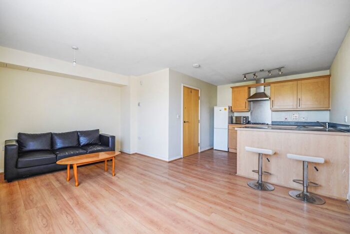 2 Bedroom Flat To Rent In Phoenix Court, Chertsey Road, Lower Feltham, TW13