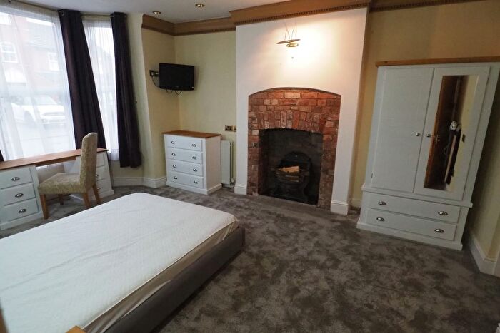 1 Bedroom Flat To Rent In Victoria House, Knutsford, WA16