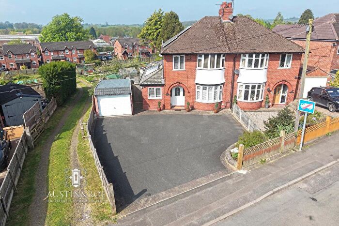 3 Bedroom Semi-Detached House For Sale In Mount Road, Stone, Staffs, ST15