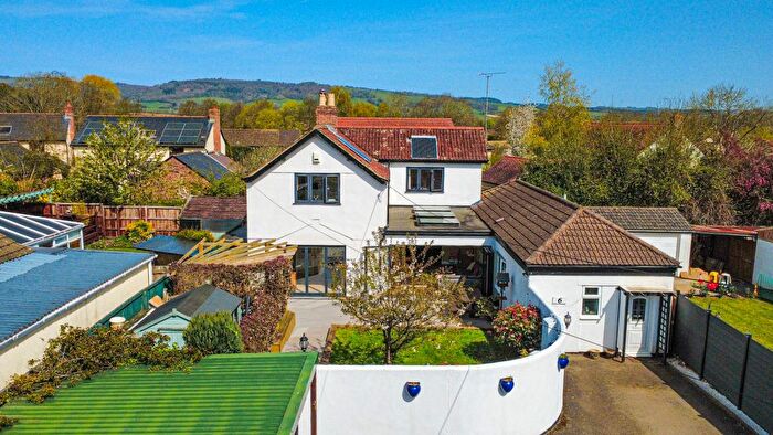 4 Bedroom Detached House For Sale In Taunton Road, Bishops Lydeard, Taunton, Somerset, TA4