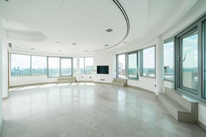 3 Bedroom Penthouse To Rent In Altura Tower, Bridges Court Road, London, SW11