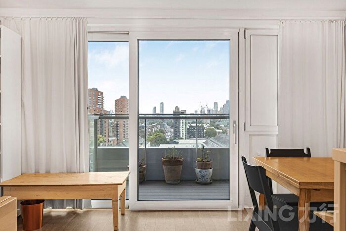 1 Bedroom Flat For Sale In Jefferson Plaza, Bow, E3