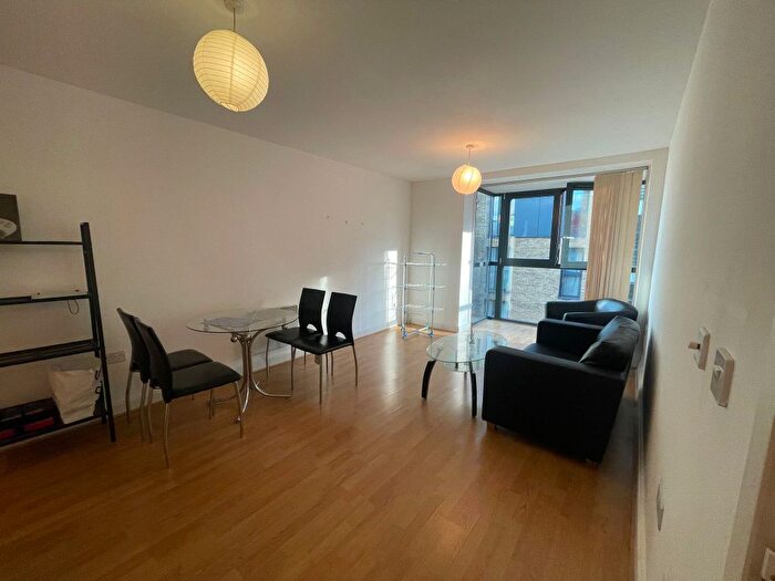 1 Bedroom Flat To Rent In Southside, St Johns Walk, Birmingham, B5