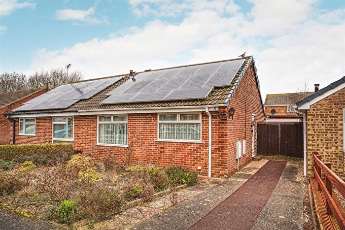 2 Bedroom Semi-Detached Bungalow For Sale In Dunbar Close, Sinfin, Derby, DE24