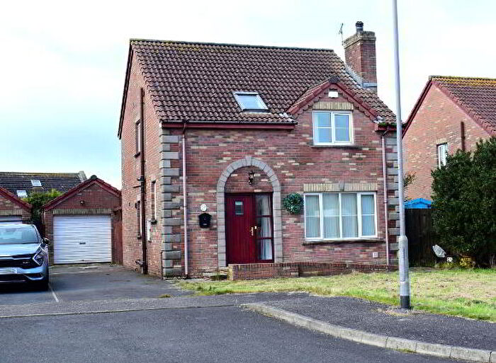 3 Bedroom Detached House With Garages For Sale In Hawthorn Meadow, Ballywalter, BT22