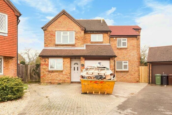 4 Bedroom Semi-Detached House To Rent In Cumnor, Oxford, OX2