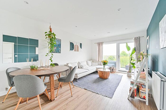 1 Bedroom Flat To Rent In Cottesbrook Heights, Woolwich, London, SE18