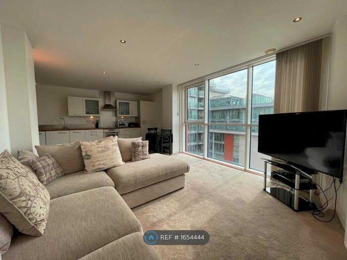 2 Bedroom Flat To Rent In Oceanis Apartments, London, E16