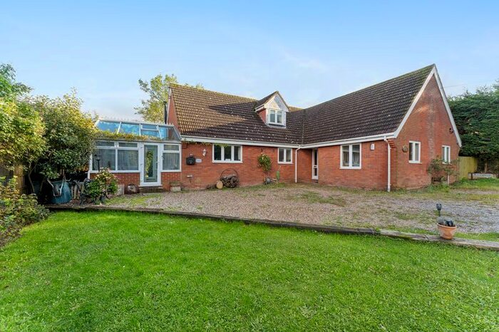 5 Bedroom Bungalow For Sale In Newgate Street Village, Newgate Street, Hertford, SG13