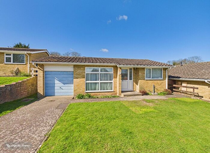 2 Bedroom Detached Bungalow For Sale In Colburn Road, Broadstairs, CT10