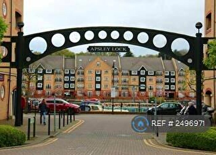 2 Bedroom Flat To Rent In Evans Wharf, Hemel Hempstead, HP3