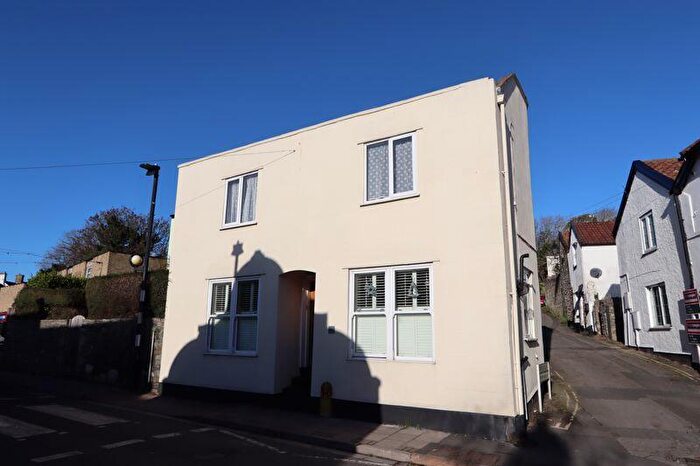 2 Bedroom Flat To Rent In Old Street, Clevedon, BS21