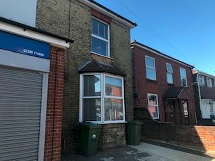 1 Bedroom Flat To Rent In Lodge Road, Southampton, SO14