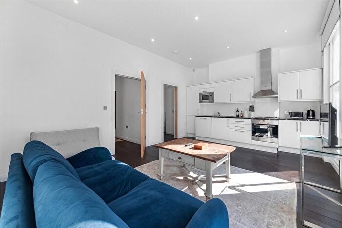 1 Bedroom Flat To Rent In Camden, London, NW1