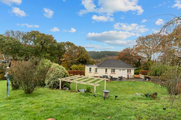 3 Bedroom Detached House For Sale In Two Waters Foot, Liskeard PL14