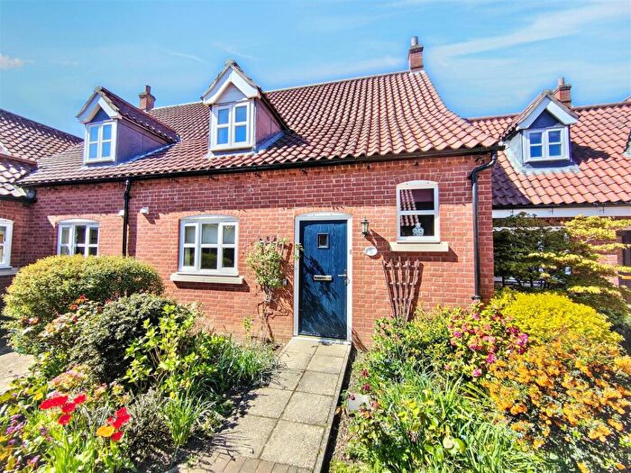 3 Bedroom Semi-Detached House For Sale In Blofields Loke, Aylsham, Norwich, NR11