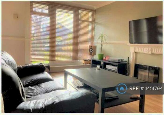 1 Bedroom Flat To Rent In Radbourne Street, Derby, DE22