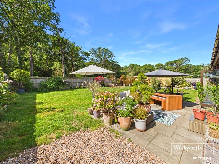 2 Bedroom Bungalow For Sale In Crookham Common Road, Crookham Common, Thatcham, Berkshire, RG19