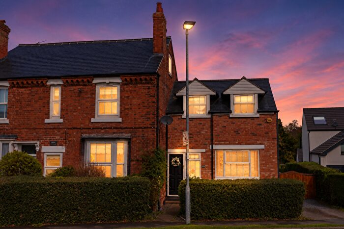 4 Bedroom Semi-Detached House For Sale In Whatton Road, Kegworth, DE74