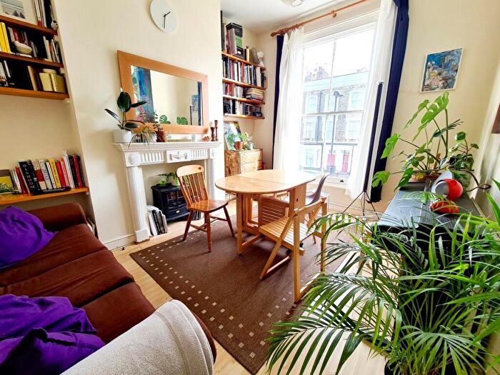 2 Bedroom Flat To Rent In Jackson Road, Holloway, N7