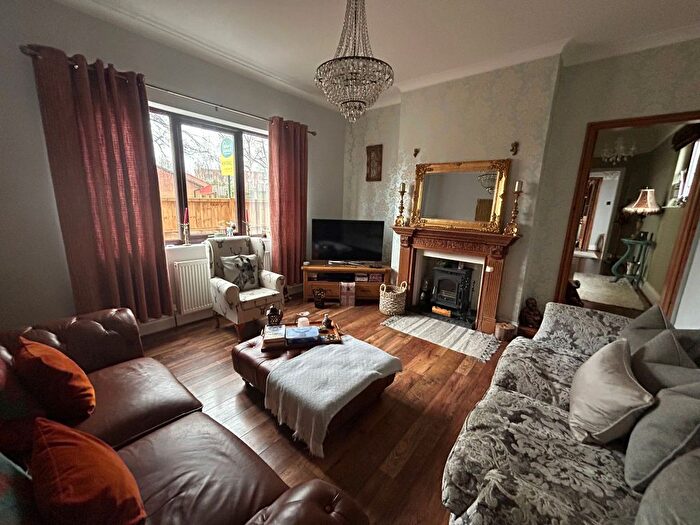 3 Bedroom End Of Terrace House For Sale In Church Lane, Normanton, WF6
