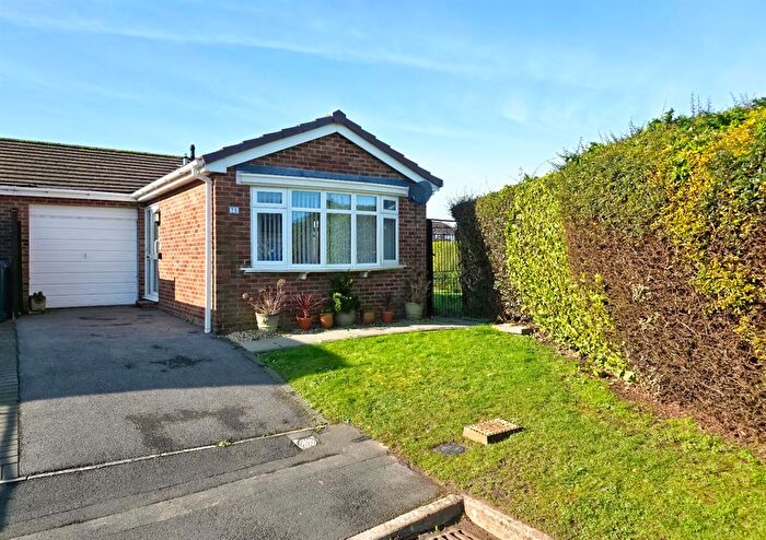 2 Bedroom Semi-Detached Bungalow For Sale In Well Close, Weston-Super-Mare, BS24