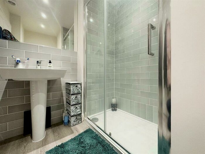 4 Bedroom Detached House For Sale In Hamel Garth, Cottingham, HU16