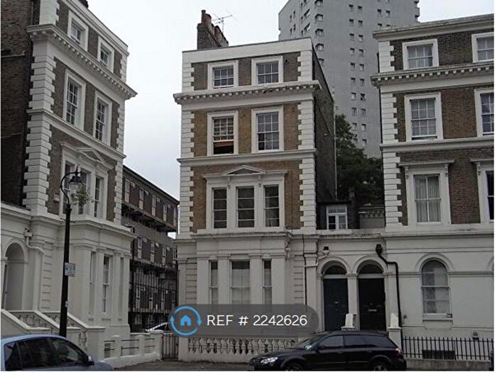 2 Bedroom Flat To Rent In Stockwell, London, SW8