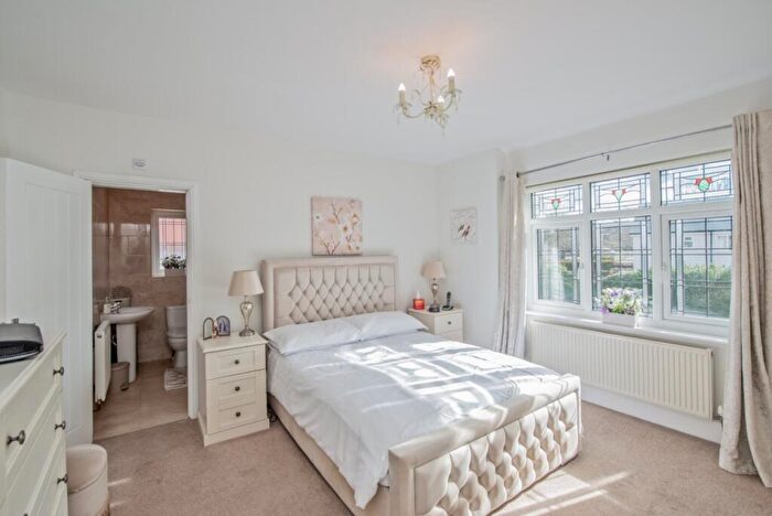 6 Bedroom Detached House For Sale In Bolton Hall Road, Wrose, Bradford, BD2