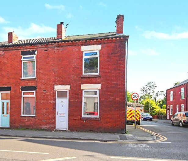 2 Bedroom End Of Terrace House For Sale In Tyldesley Road, Atherton, Manchester, M46