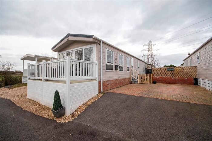 2 Bedroom Park Home For Sale In Norton Park, Tewkesbury Road, Norton, Gloucester, GL2
