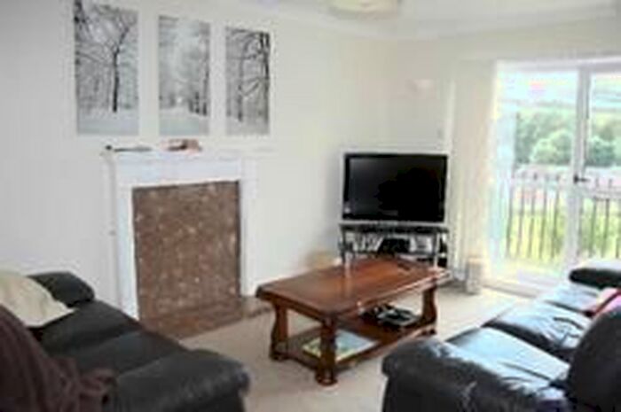 2 Bedroom Terraced House To Rent In Crossclyde View, Crossford, Carluke, ML8