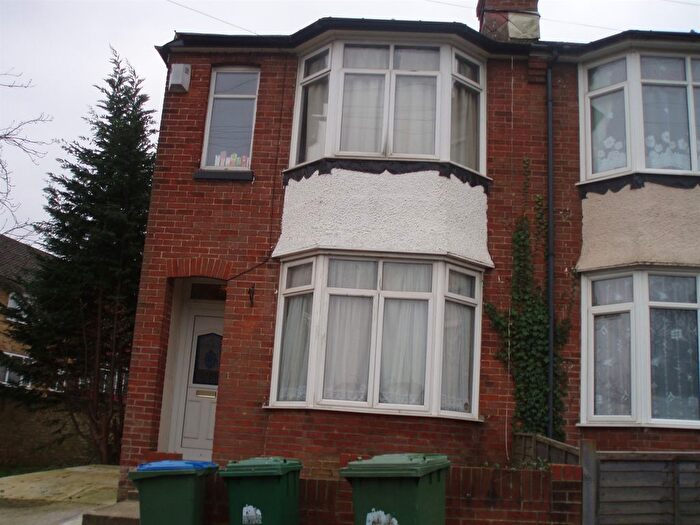 4 Bedroom End Of Terrace House To Rent In Sirdar Road, Highfield, Southampton, SO17