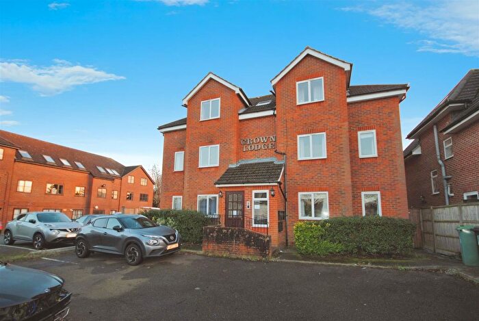 2 Bedroom Flat To Rent In Crown Rise, Watford, WD25