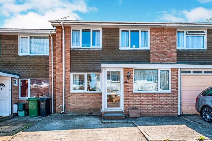 3 Bedroom House To Rent In Marines Drive, Faringdon, SN7