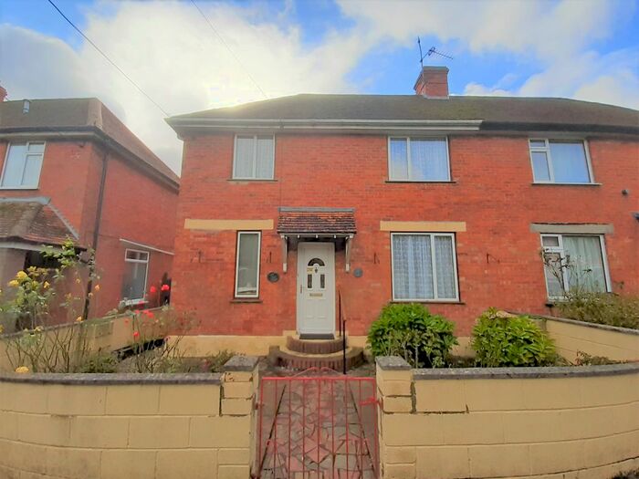 3 Bedroom Semi Detached House For Sale In St. Rumbolds Road