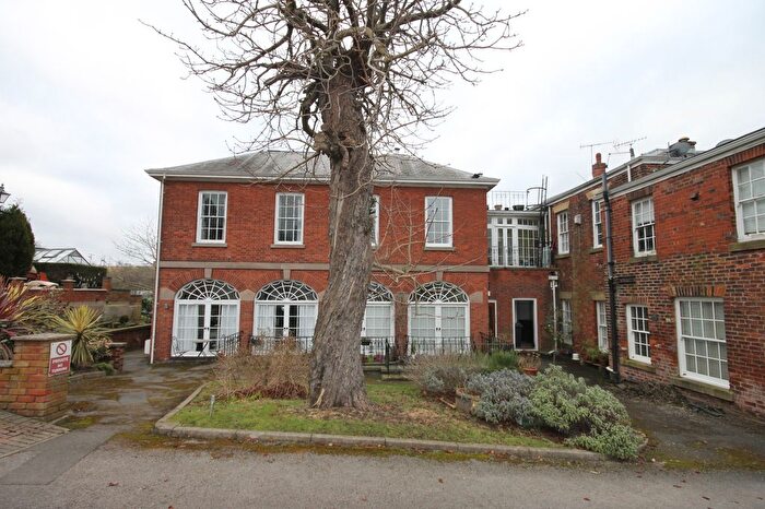 1 Bedroom Flat To Rent In Edge Lane, Grenoside, Sheffield, S6
