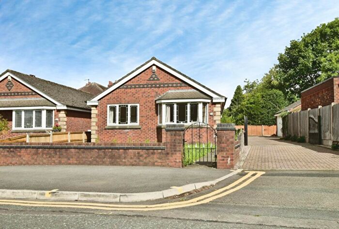 2 Bedroom Bungalow For Sale In Mill Lane, Hazel Grove, Stockport, Greater Manchester, SK7